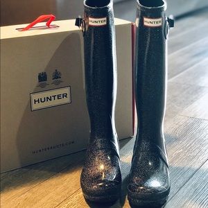 Hunter boots, black sparkle, size 6, like-new